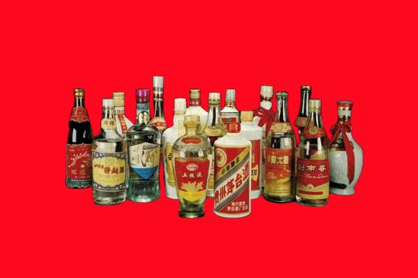 沿滩区回收十八老酒.jpg